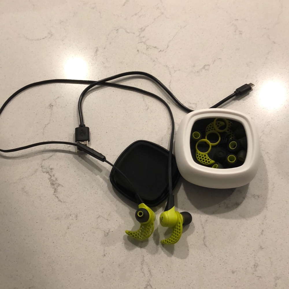 Jaybird Bluetooth Earbuds